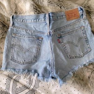 Levi’s 501 Cutoff Shorts